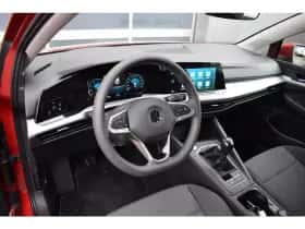 Volkswagen Golf (2021) thumbnail 4