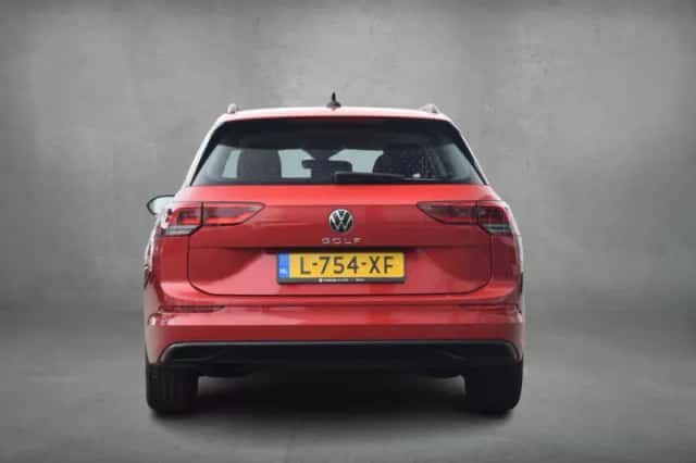Volkswagen Golf (2021) thumbnail 9