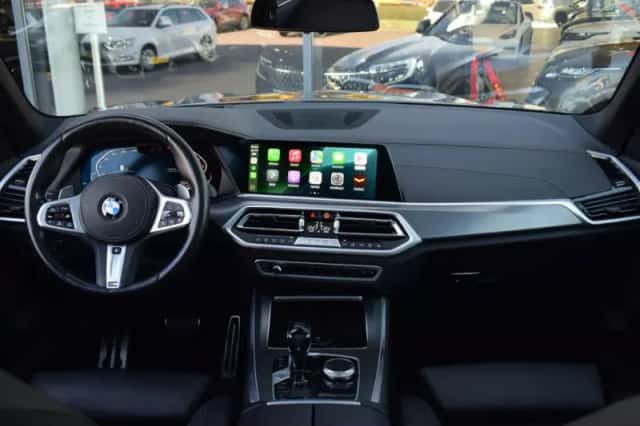 BMW X5 (2021) thumbnail 12