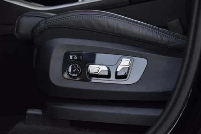 BMW X5 (2021) thumbnail 16