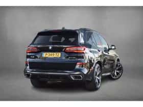BMW X5 (2021) thumbnail 3