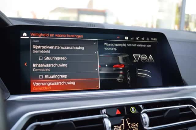 BMW X5 (2021) thumbnail 34