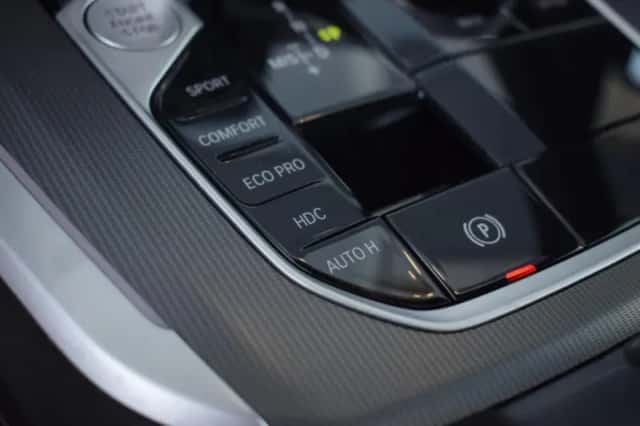 BMW X5 (2021) thumbnail 42