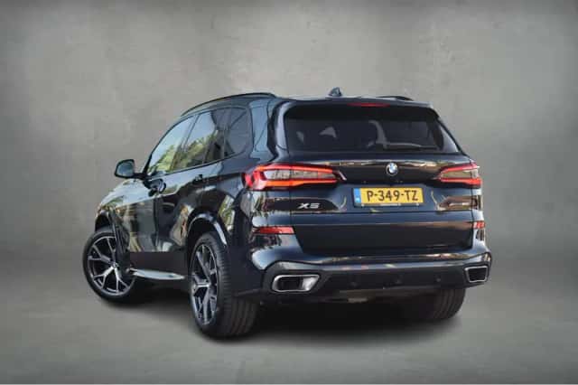 BMW X5 (2021) thumbnail 44