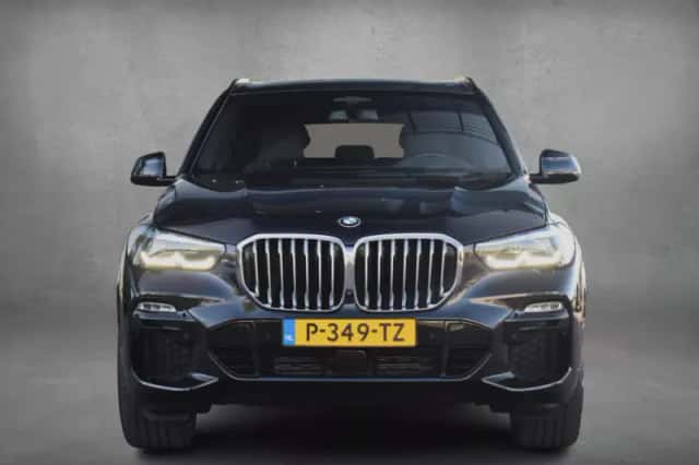 BMW X5 (2021) thumbnail 8