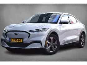 Ford Mustang Mach-E (2021) thumbnail 9