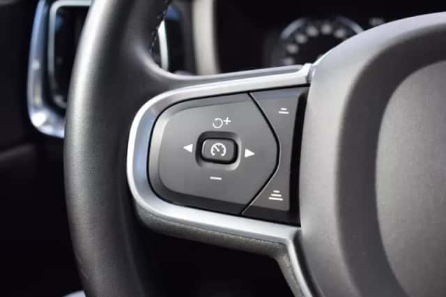Volvo V60 (2021) thumbnail 21