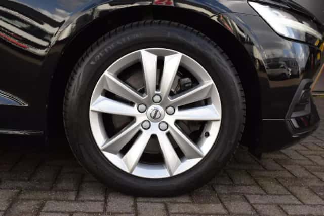 Volvo V60 (2021) thumbnail 28