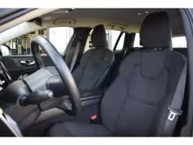Volvo V60 (2021) thumbnail 5