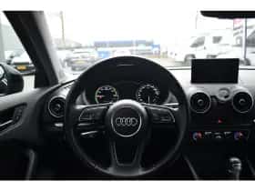 Audi A3 (2017) thumbnail 18