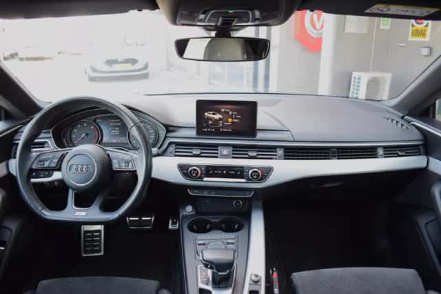 Audi A5 (2020) thumbnail 12