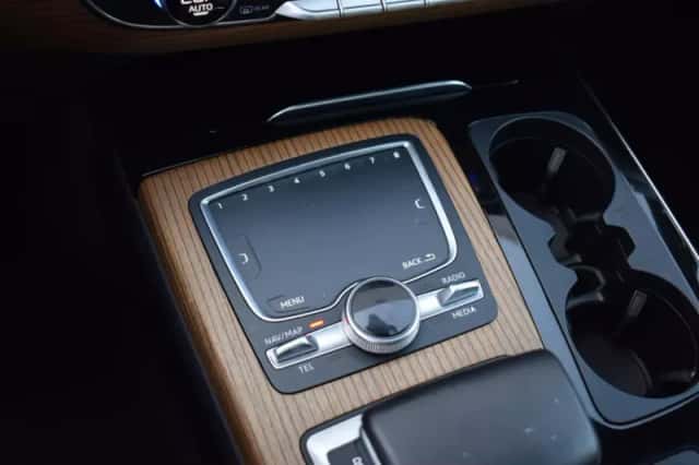 Audi Q7 (2015) thumbnail 20