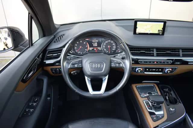 Audi Q7 (2015) thumbnail 21