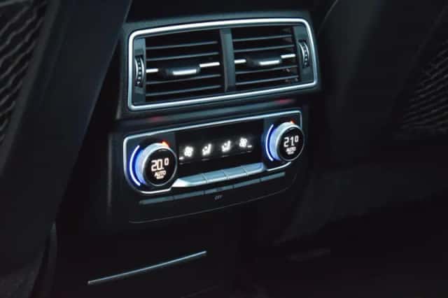 Audi Q7 (2015) thumbnail 35