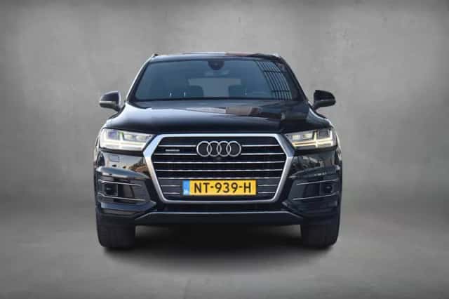 Audi Q7 (2015) thumbnail 9