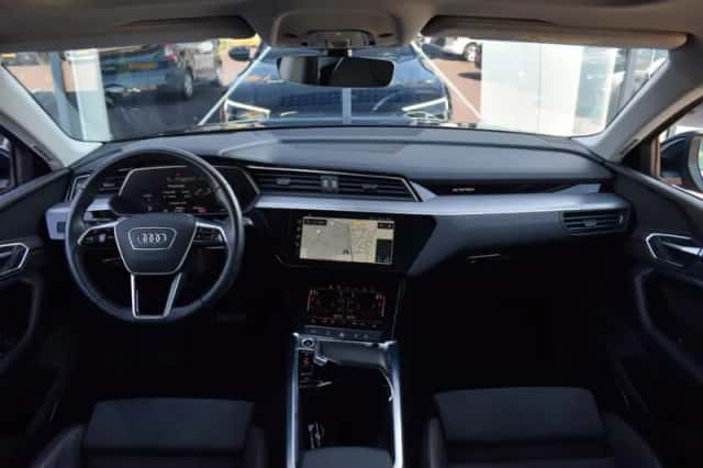 Audi e-tron (2022) thumbnail 13