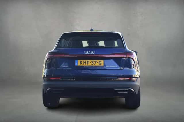 Audi e-tron (2022) thumbnail 9