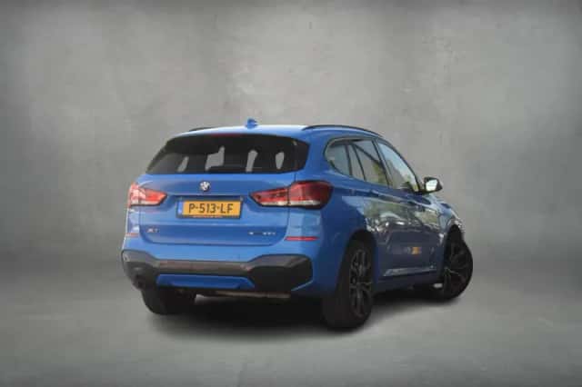 BMW X1 (2021) thumbnail 3