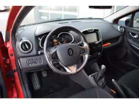 Renault Clio (2016) thumbnail 4
