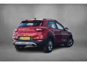 Kia Stonic (2021) thumbnail 3