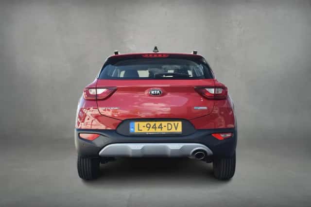 Kia Stonic (2021) thumbnail 9