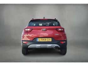 Kia Stonic (2021) thumbnail 9