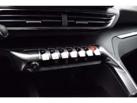 Peugeot 3008 (2022) thumbnail 17
