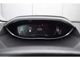 Peugeot 3008 (2022) thumbnail 22