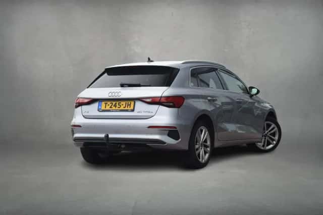 Audi A3 (2021) thumbnail 3