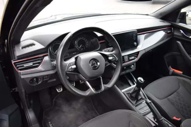 Škoda Kamiq (2022) thumbnail 4