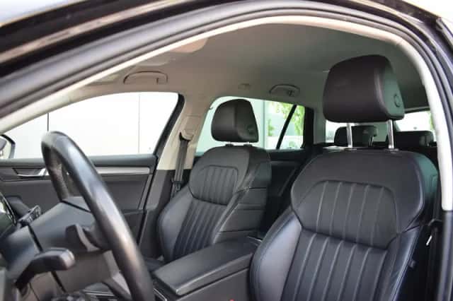 Škoda Superb (2017) thumbnail 5