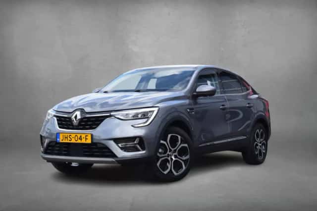 Renault Arkana (2022) thumbnail 2