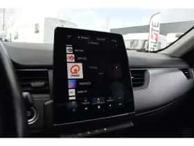 Renault Arkana (2022) thumbnail 17