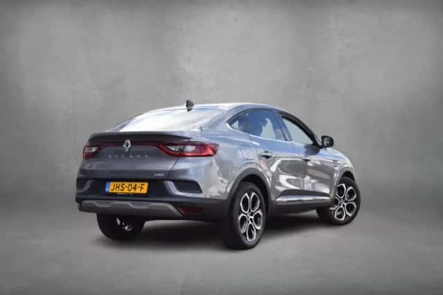 Renault Arkana (2022) thumbnail 3