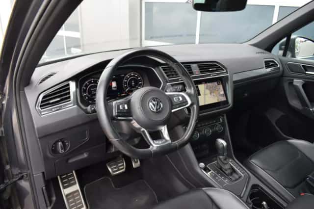 Volkswagen Tiguan (2018) thumbnail 4