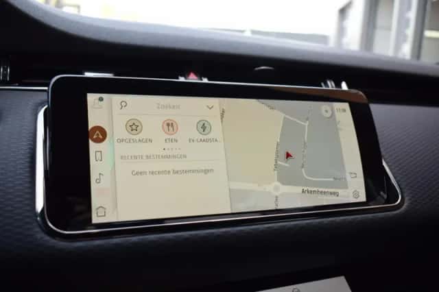 Land Rover Range Rover Evoque (2021) thumbnail 17