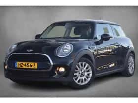 MINI Cooper (2016) thumbnail 9
