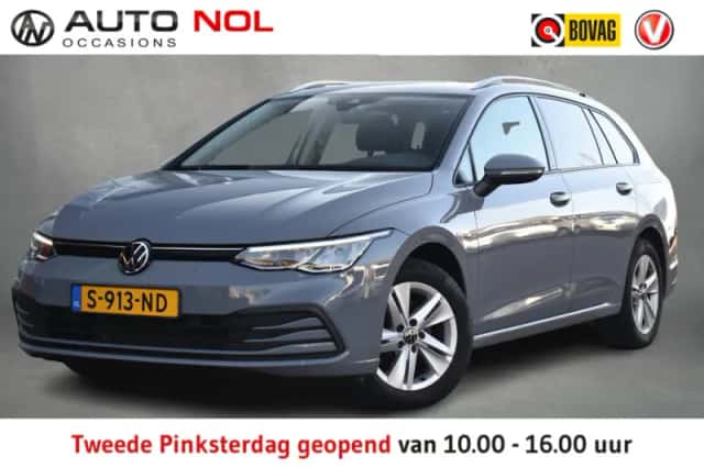 Volkswagen Golf (2023)