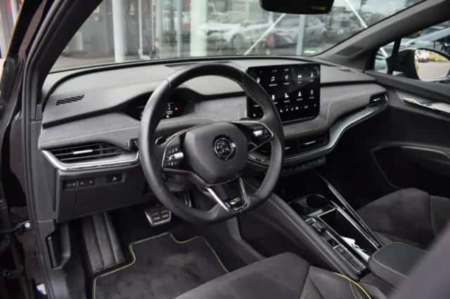 Škoda Enyaq (2024) thumbnail 4