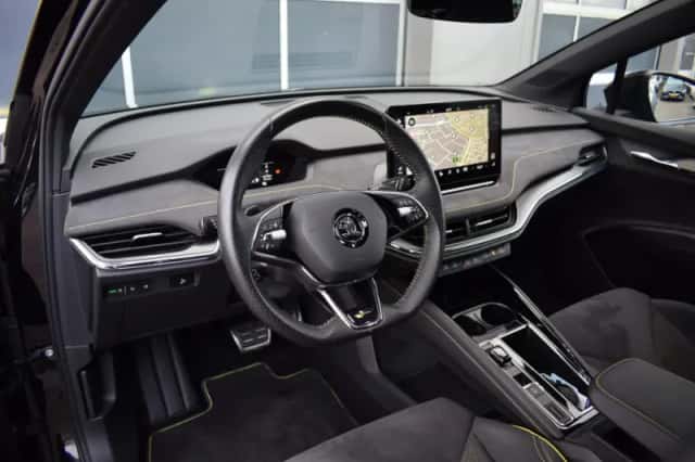 Škoda Enyaq (2024) thumbnail 4
