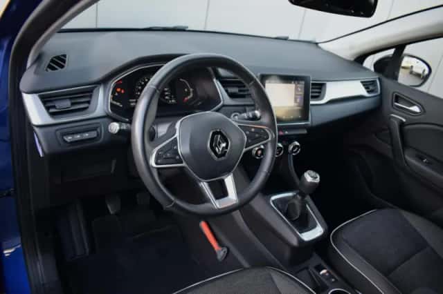 Renault Captur (2020) thumbnail 4
