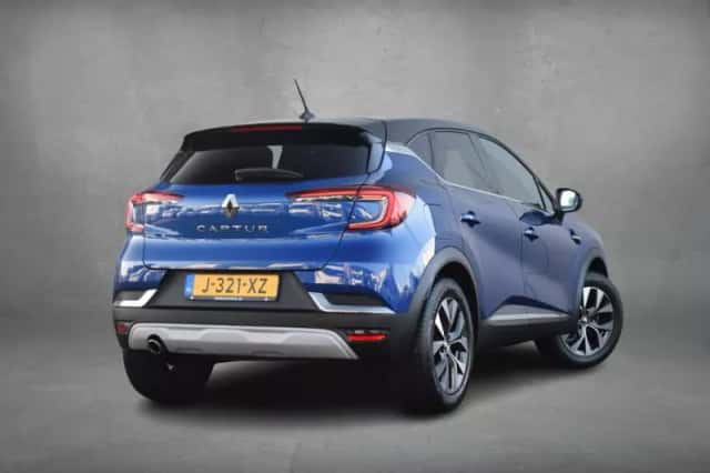 Renault Captur (2020) thumbnail 3