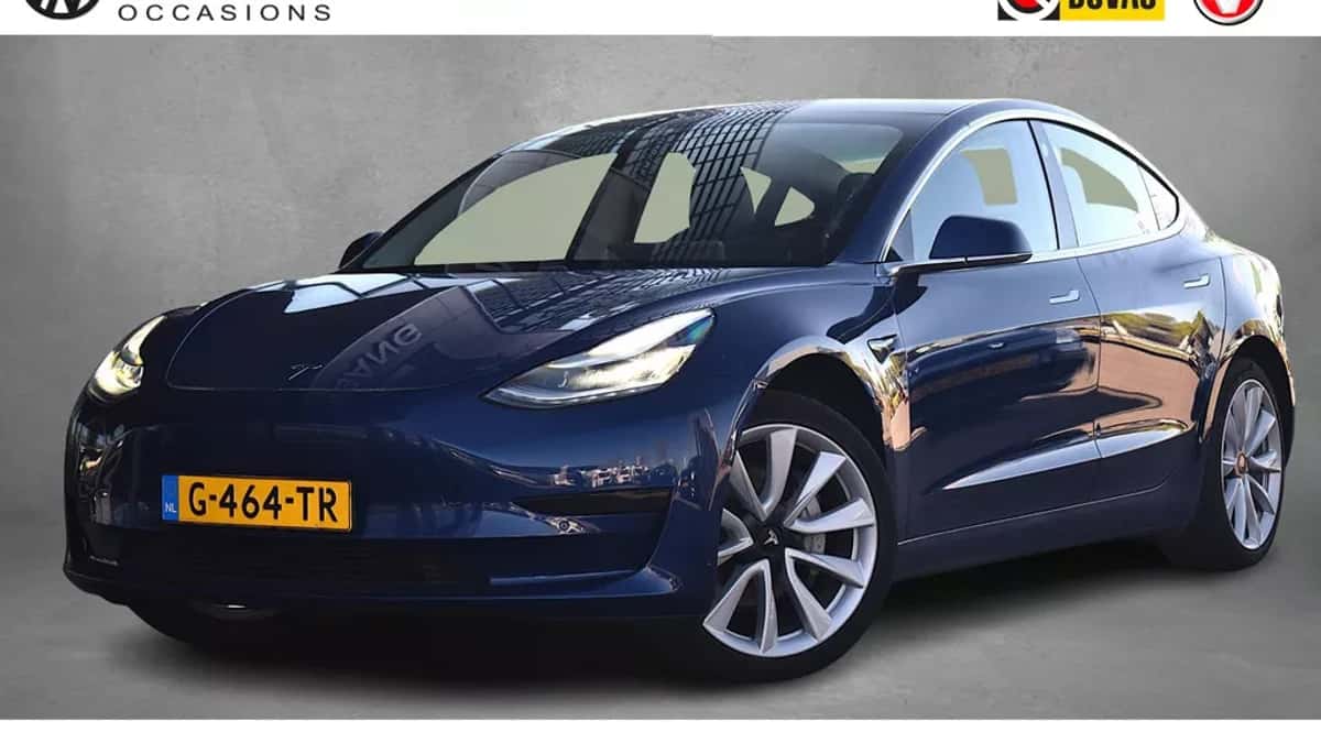 Tesla Model 3 (2019) — foto 1