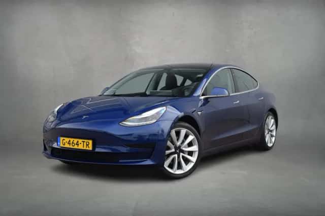 Tesla Model 3 (2019) thumbnail 2