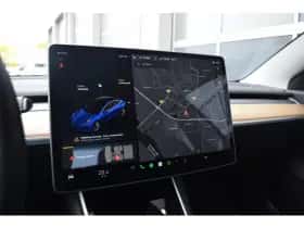 Tesla Model 3 (2019) thumbnail 15