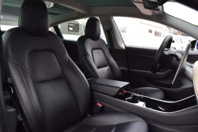 Tesla Model 3 (2019) thumbnail 17