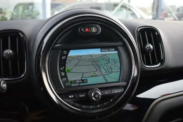 MINI Countryman (2019) thumbnail 12