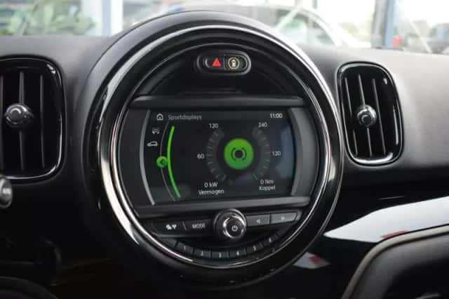 MINI Countryman (2019) thumbnail 14