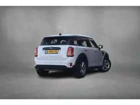 MINI Countryman (2019) thumbnail 3
