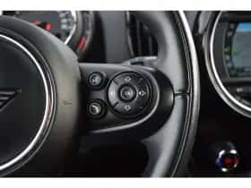 MINI Countryman (2019) thumbnail 25